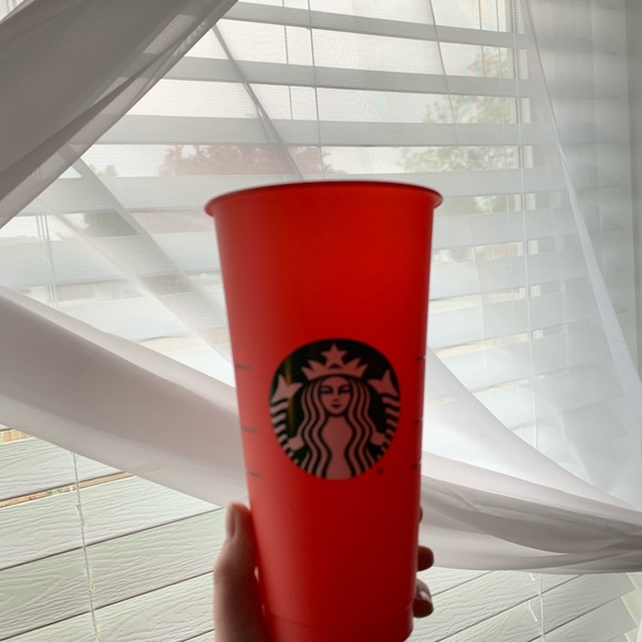 Limited edition Color changing Starbucks cups. - Picture 3 of 7